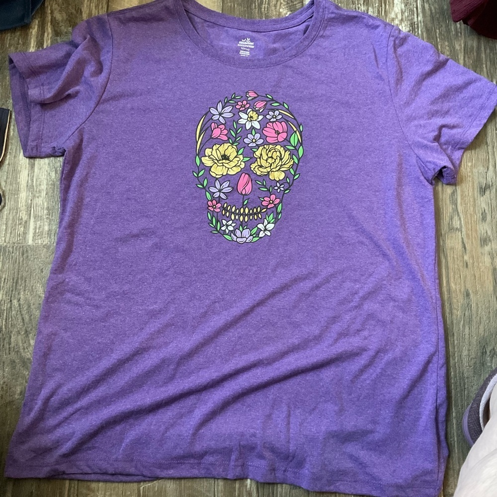 Celebrate Halloween Graphic T-Shirt size Large and X-Large Available - Picture 2 of 5
